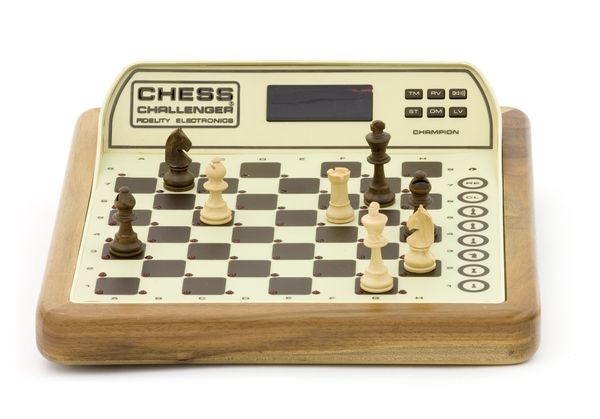رقیب شطرنج حس‌گر