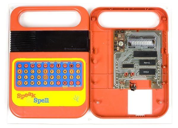 بخوان و هجی کن (Speak & Spell)2