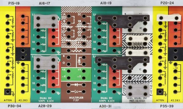 رایانهٔ‌ آنالوگ EAI PACE TR-483