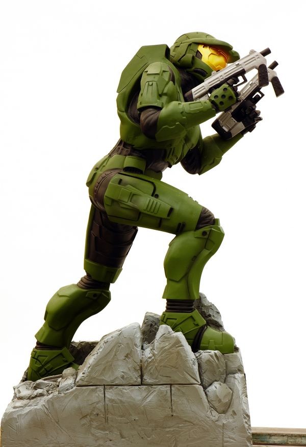 مجسمۀ فرمانده هِیلو (Master Chief Halo)