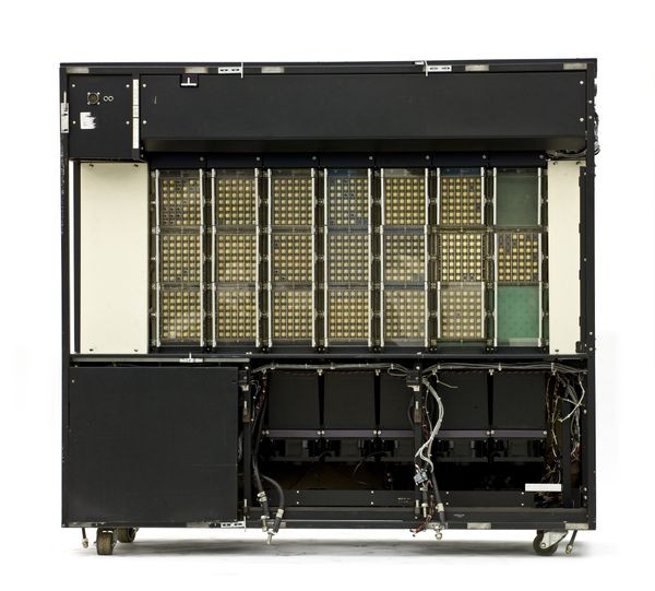 پردازندۀ مرکزیِ کامپیوتر Amdahl 470V8